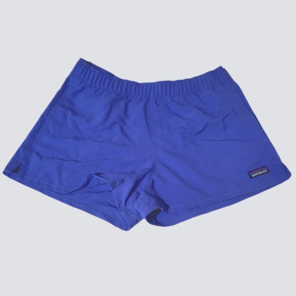 Patagonia women’s “Barely Baggy” 2.5 inseam shorts xs